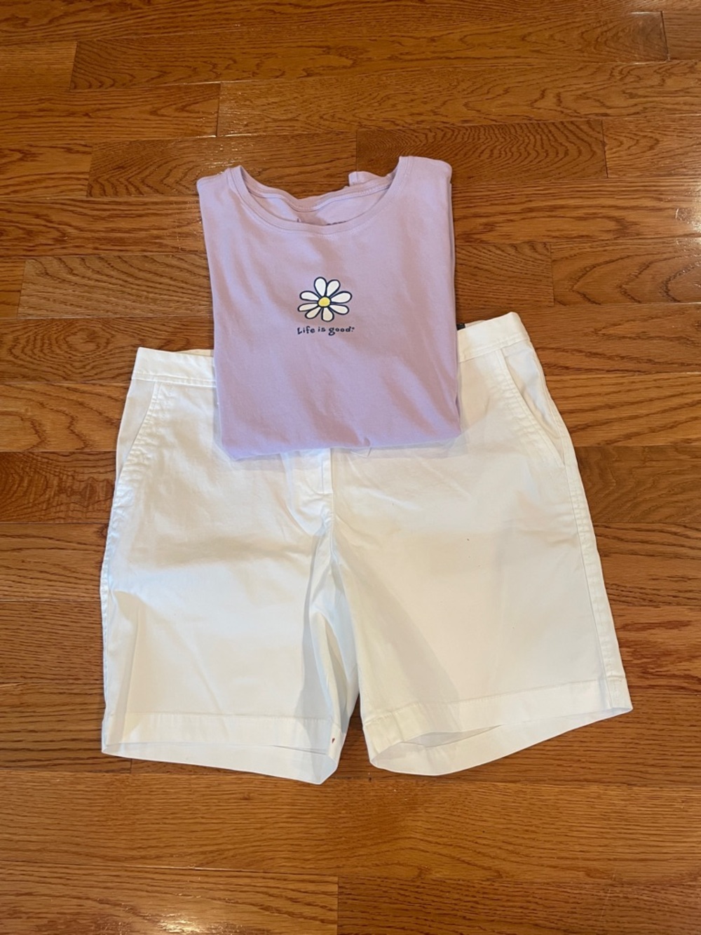 Life Is Good Lilac Daisy Graphic Tee and Talbots white shorts - Picture 10 of 12